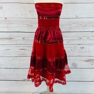 Two of Us Scarlett strapless velvet lace satin